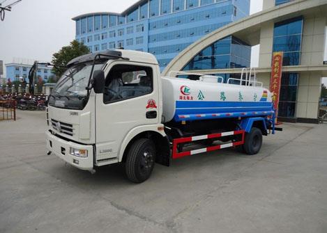 供应东风多利卡洒水车