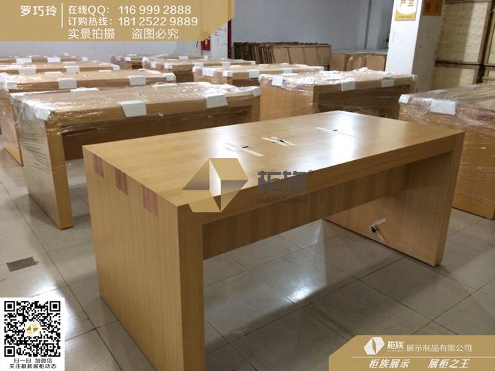 供应重庆木纹体验台定做,马年流行款的手机体验台