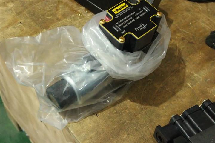 D3W1CNJEU,派克电磁阀