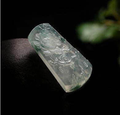 冰底蓝花翡翠花开富贵挂件